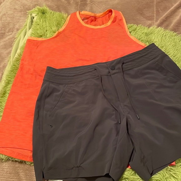Shorts and Tank Bundle - Picture 1 of 7